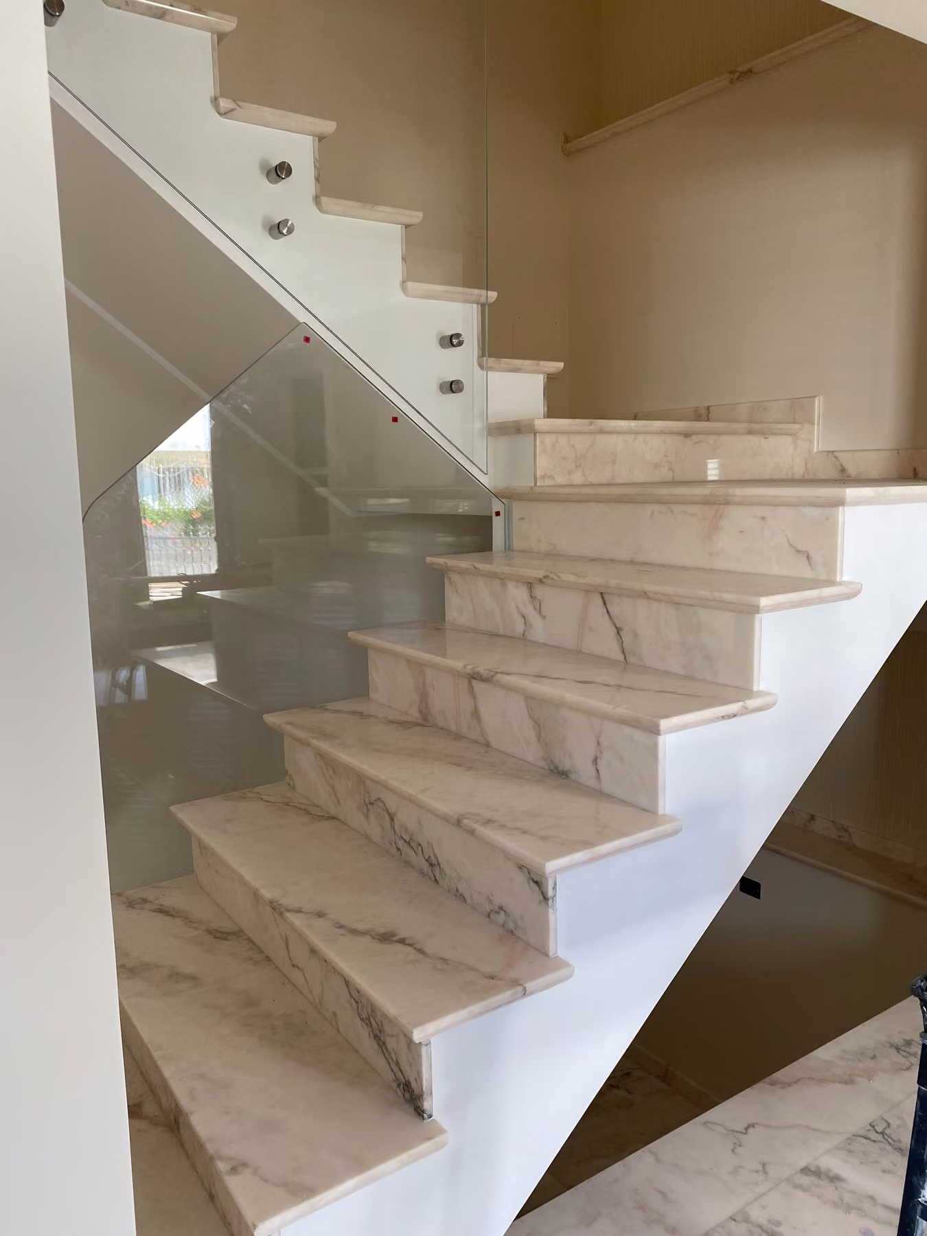 Scala interna realizzato da Calabra Marmi, vista 29