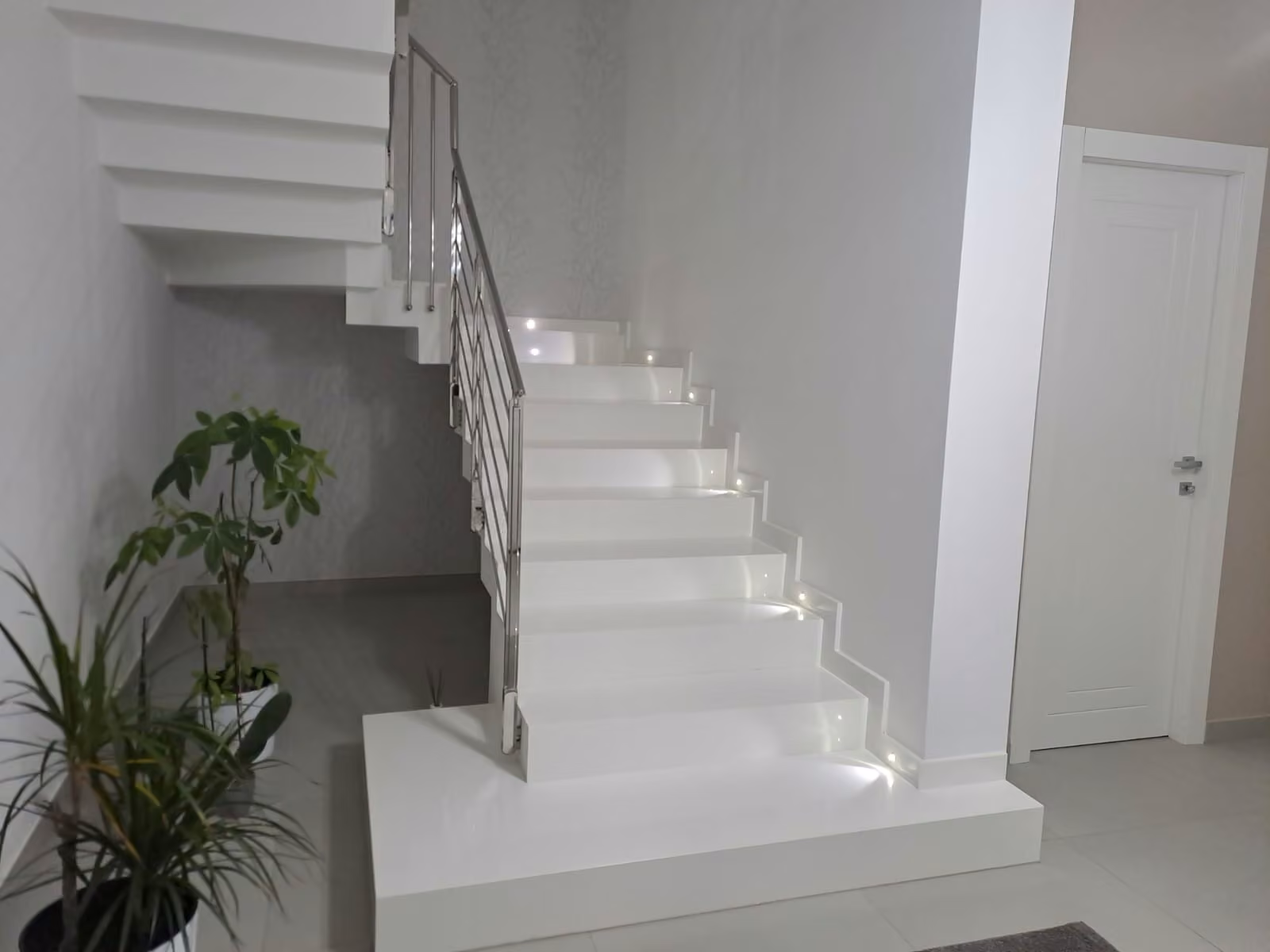 Scala interna realizzato da Calabra Marmi, vista 33